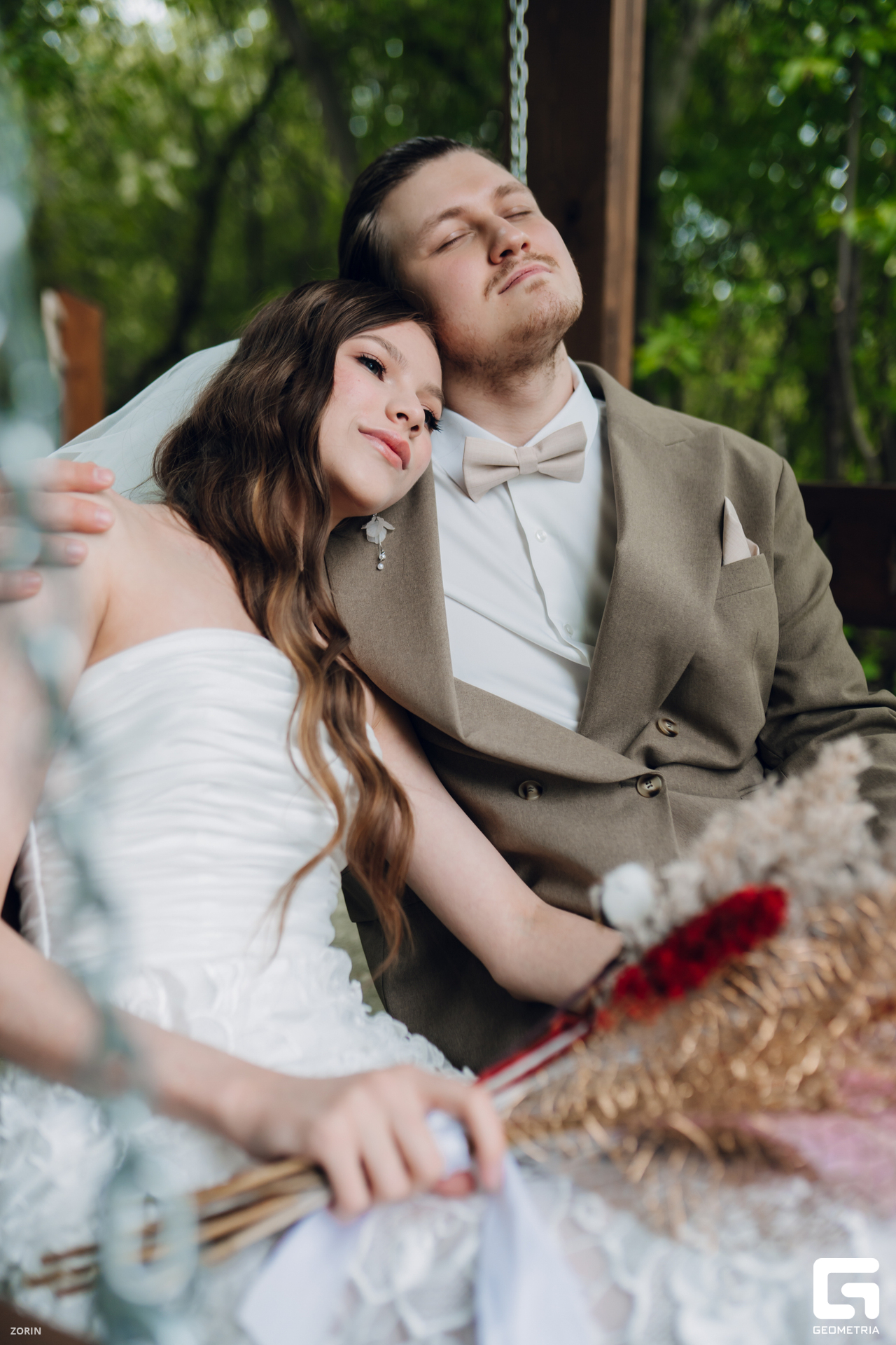 043-16-41-06-20-05-25- Zorin.jpg