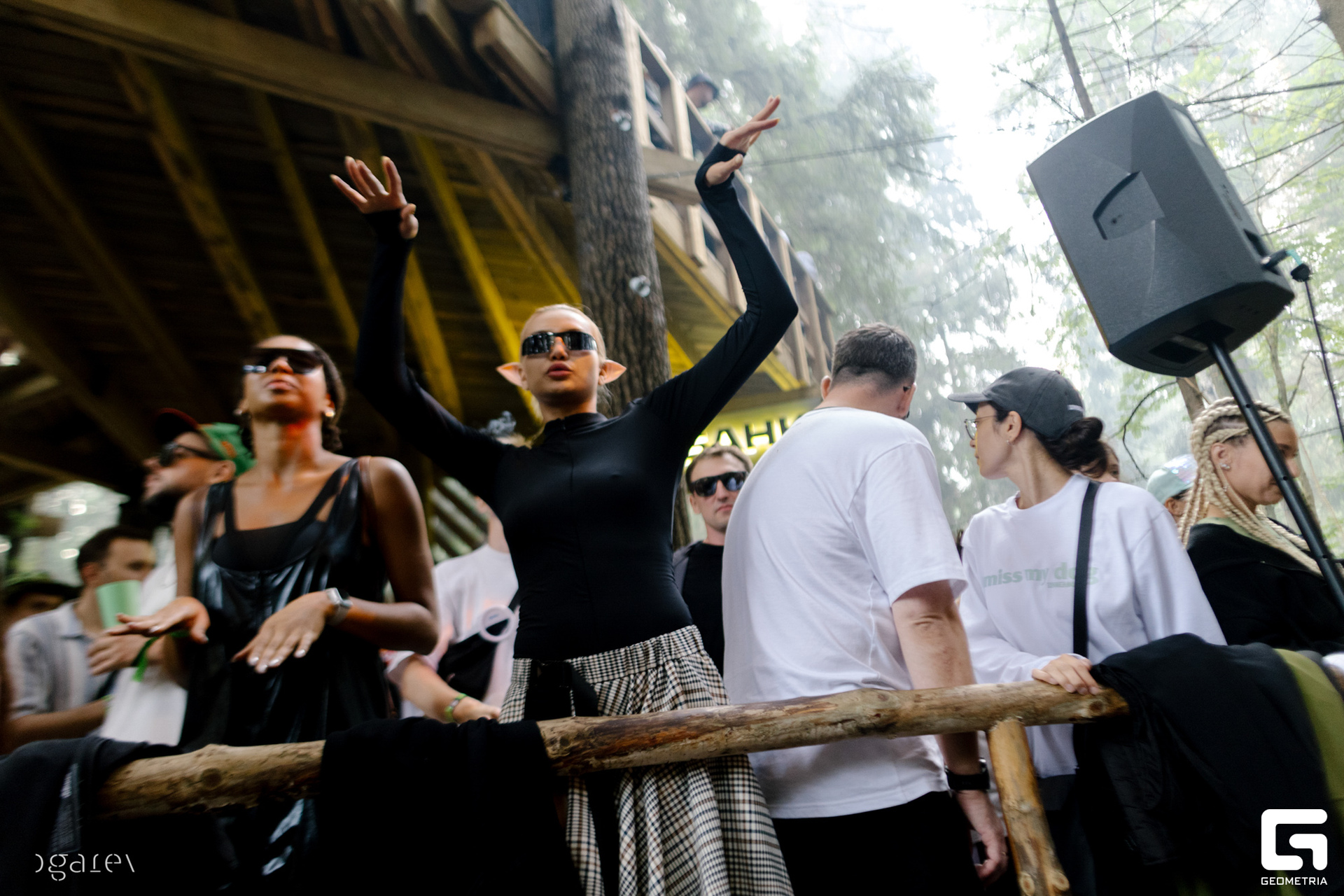 OUTLINE 2024-427-57.jpg