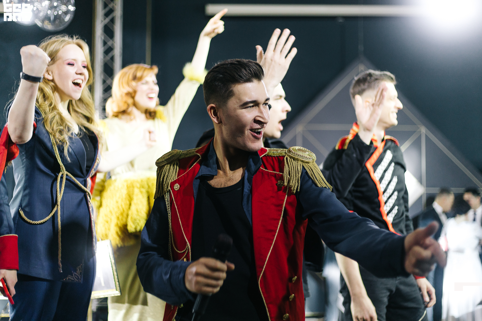 508_21-12-09 ISAEVA KASHIN SHVETS.jpg