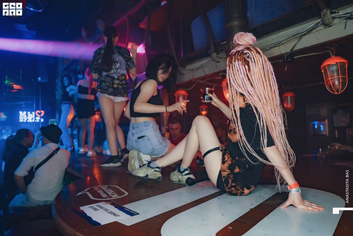 Weekend Party 25