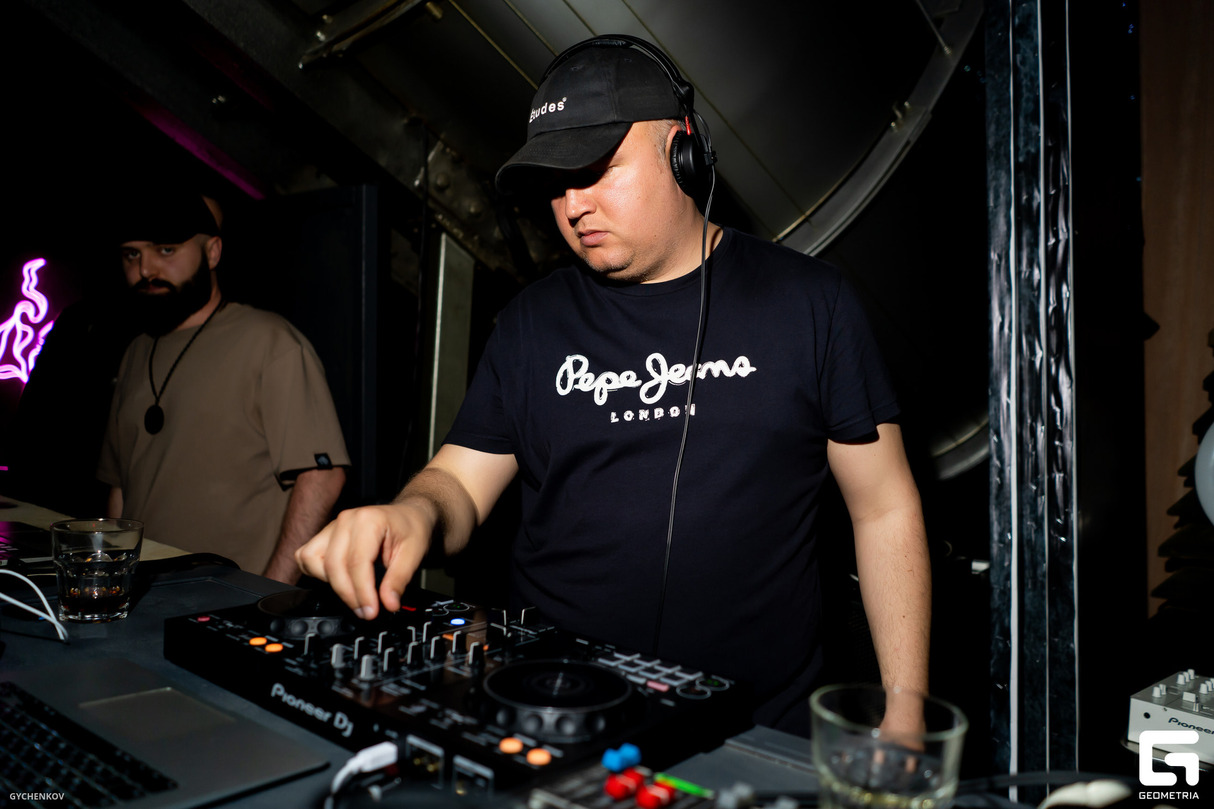 Weekend Party 26