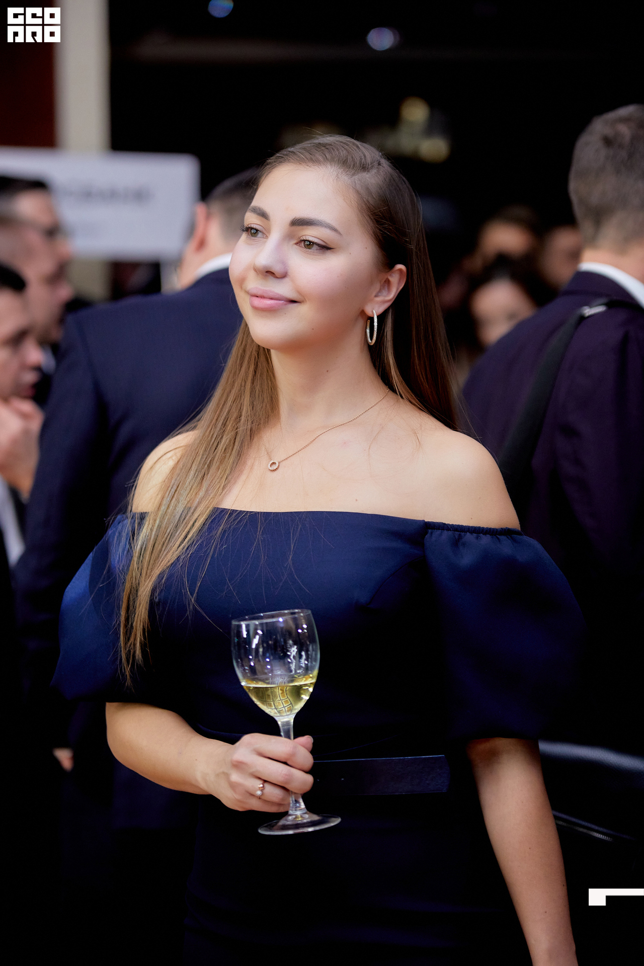 435_21-12-09 ISAEVA KASHIN SHVETS.jpg