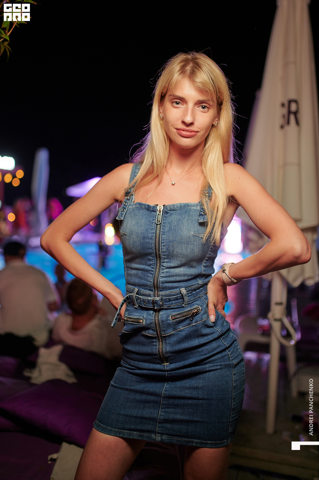 Night pool party 20