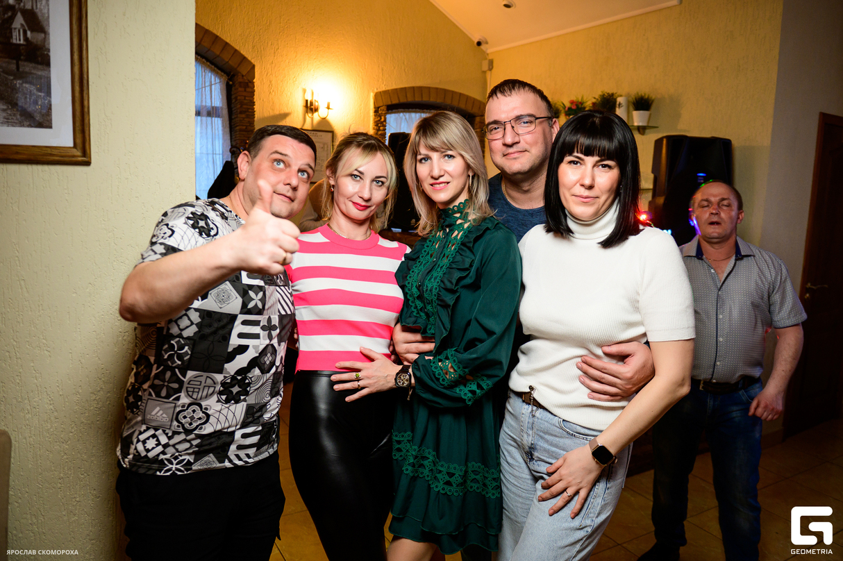 Суббота в кафе "Арагац" 25