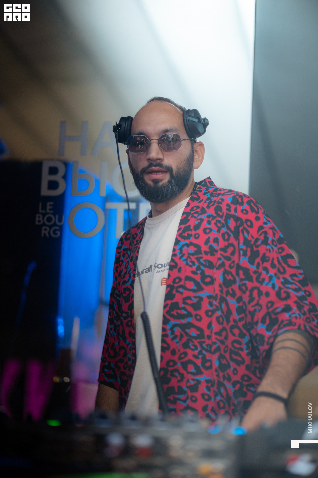 069-20220827-15- Le Burg - Mikhailov - 2560.jpg