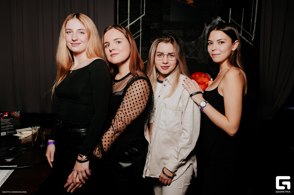 HALLOWEEN 9