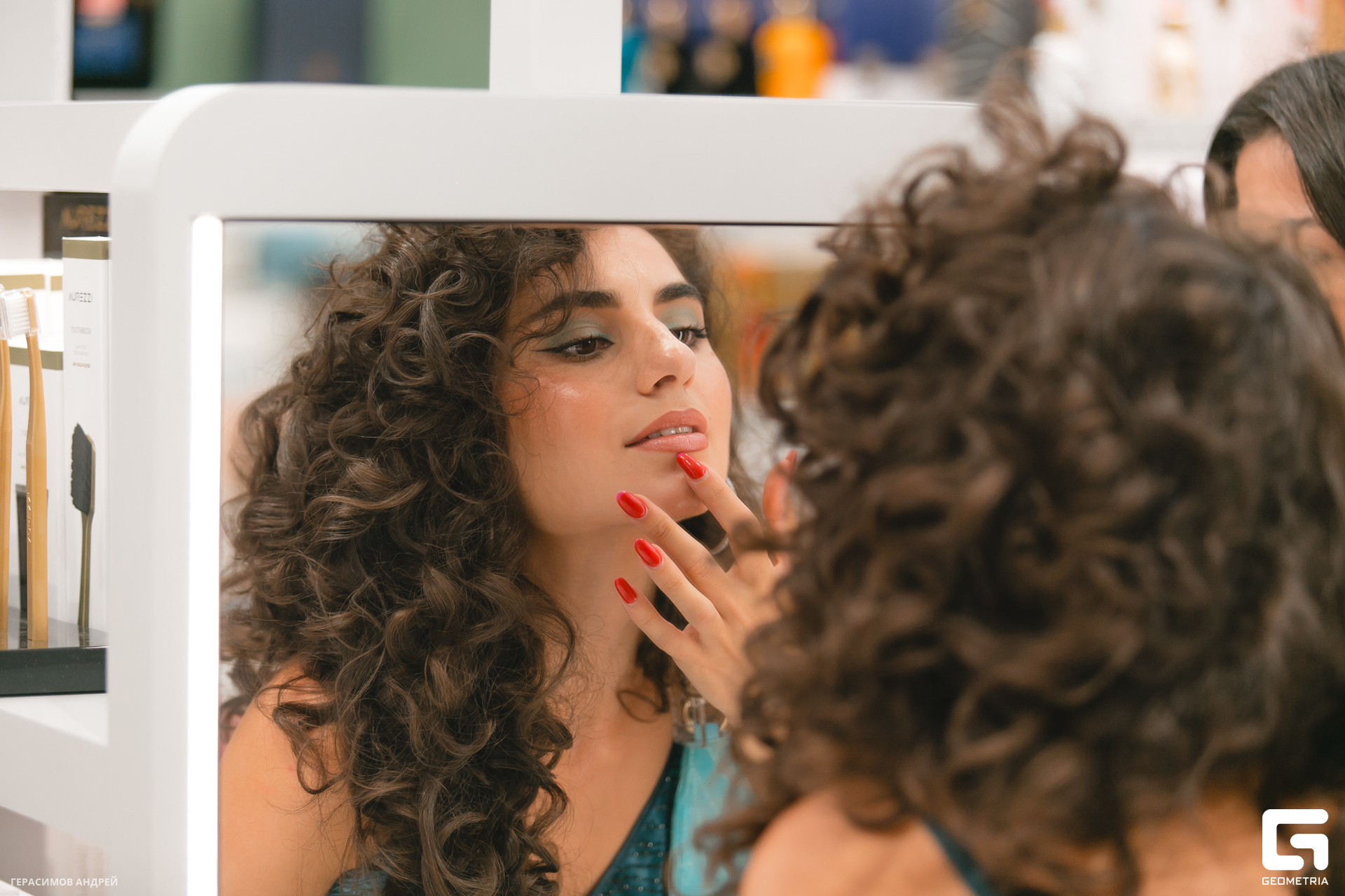 017 Молекула 25.08.jpg