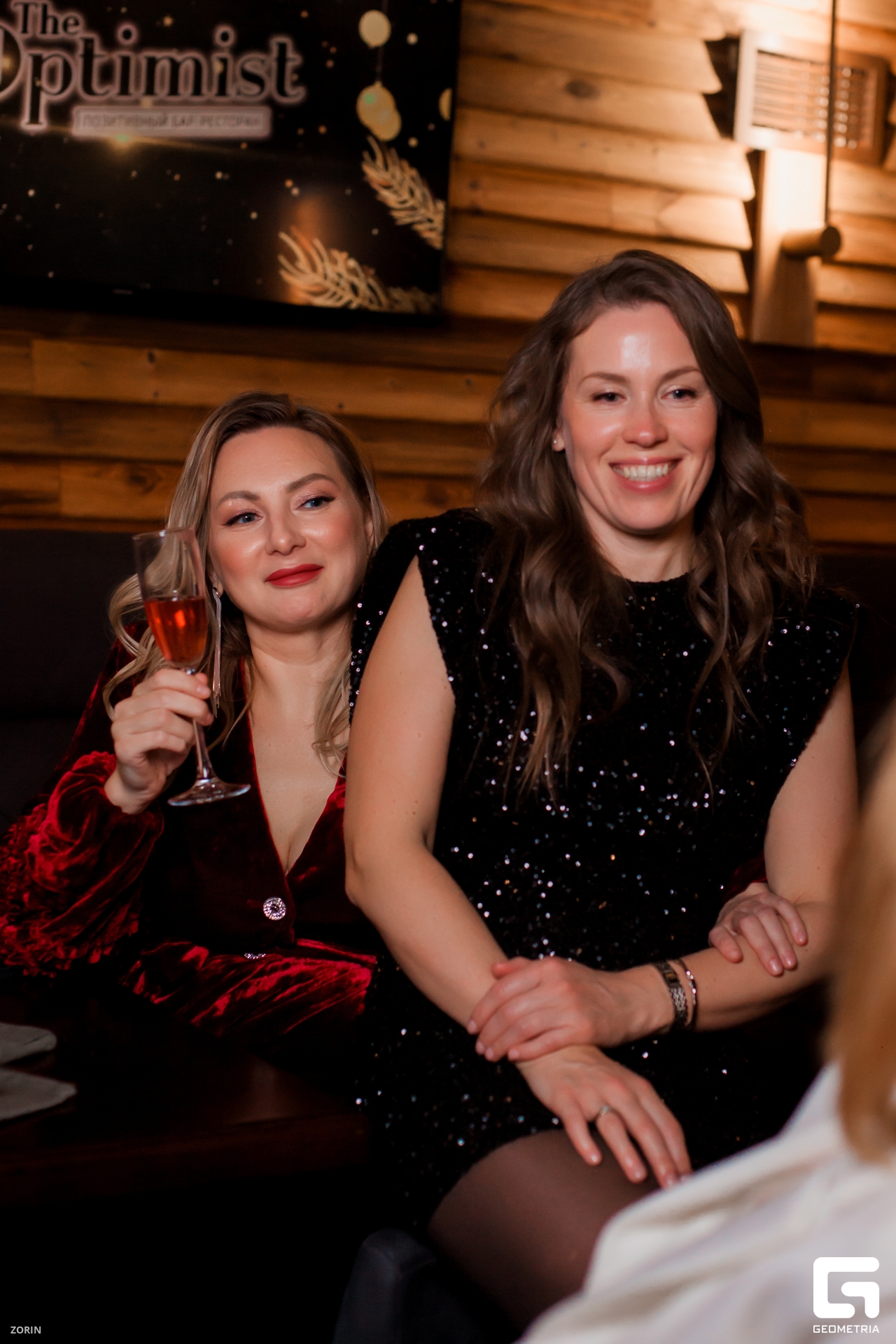 052-20-14-43-29-12-24- Zorin.jpg