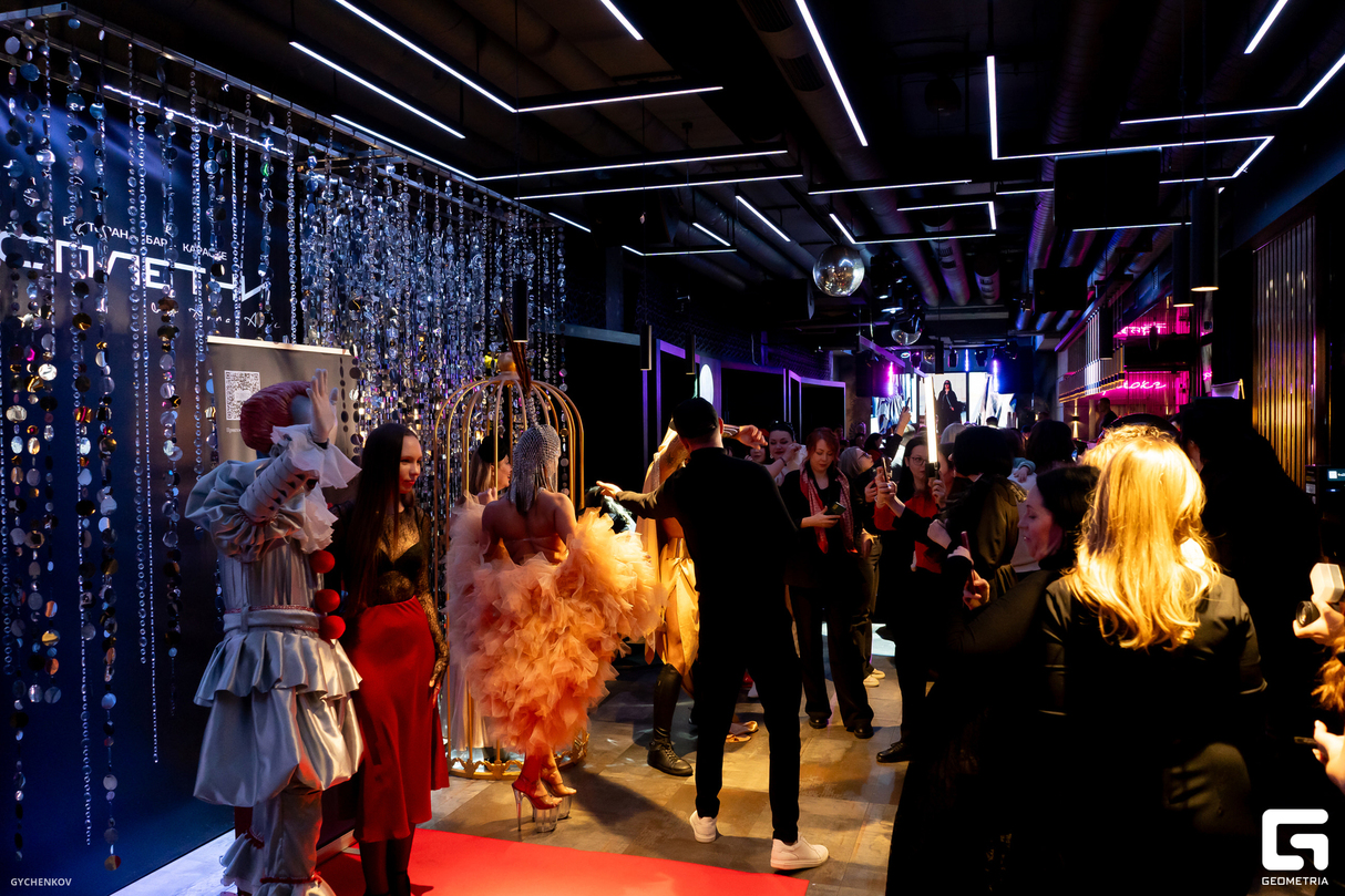 BUSINESS PARTY TOK SHOWS 15