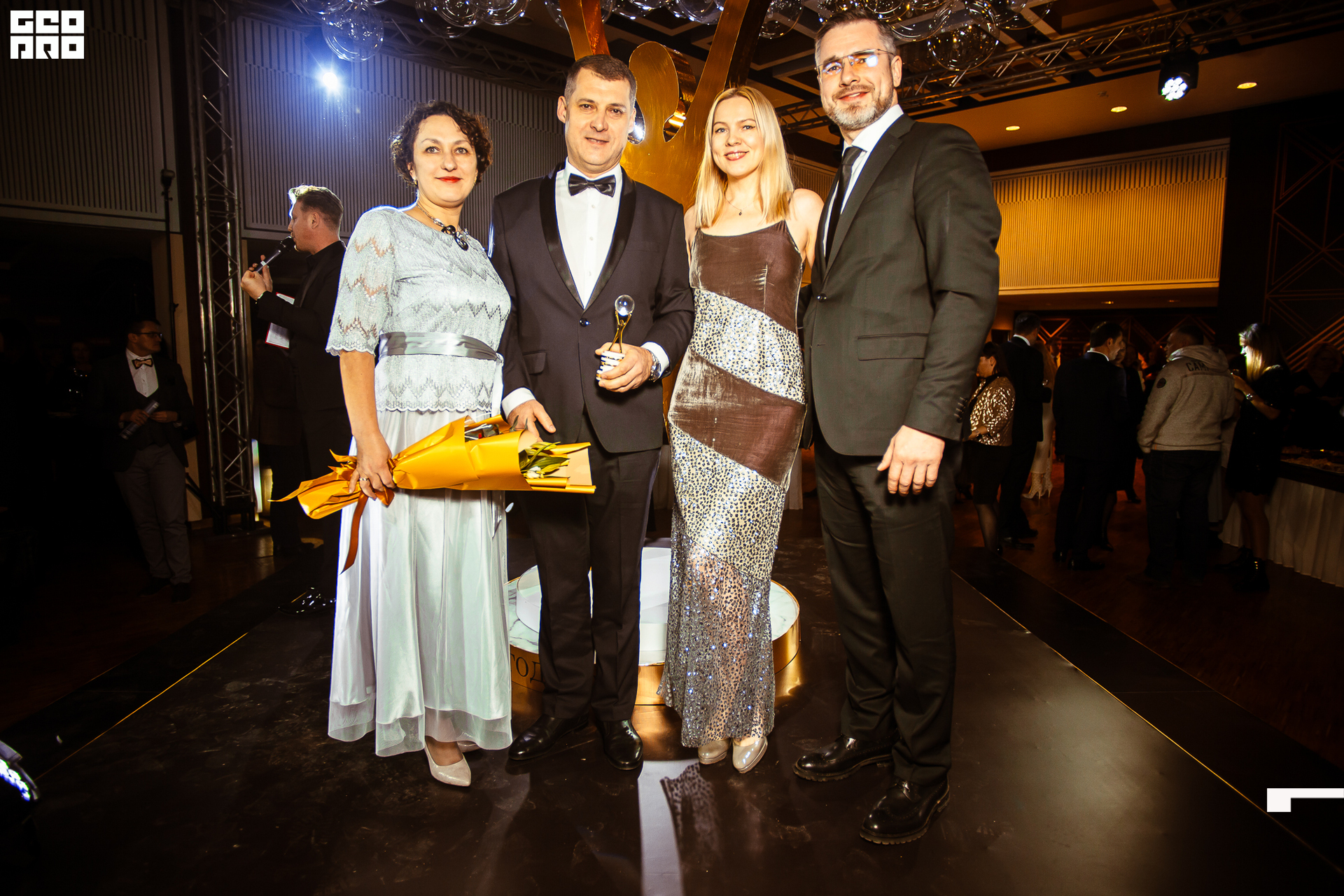 439_21-12-09 ISAEVA KASHIN SHVETS.jpg