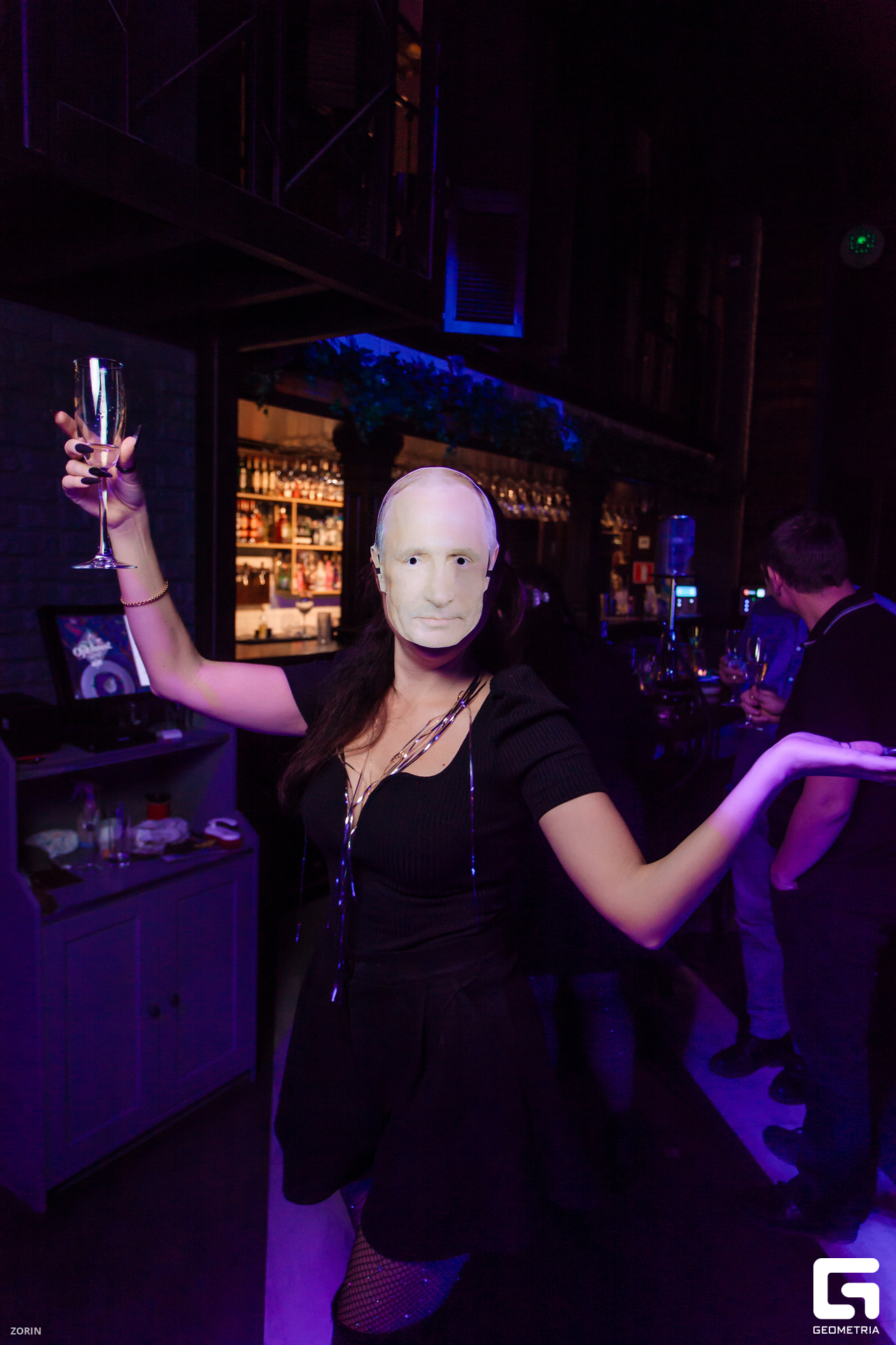 132-00-00-41-01-01-25- Zorin.jpg