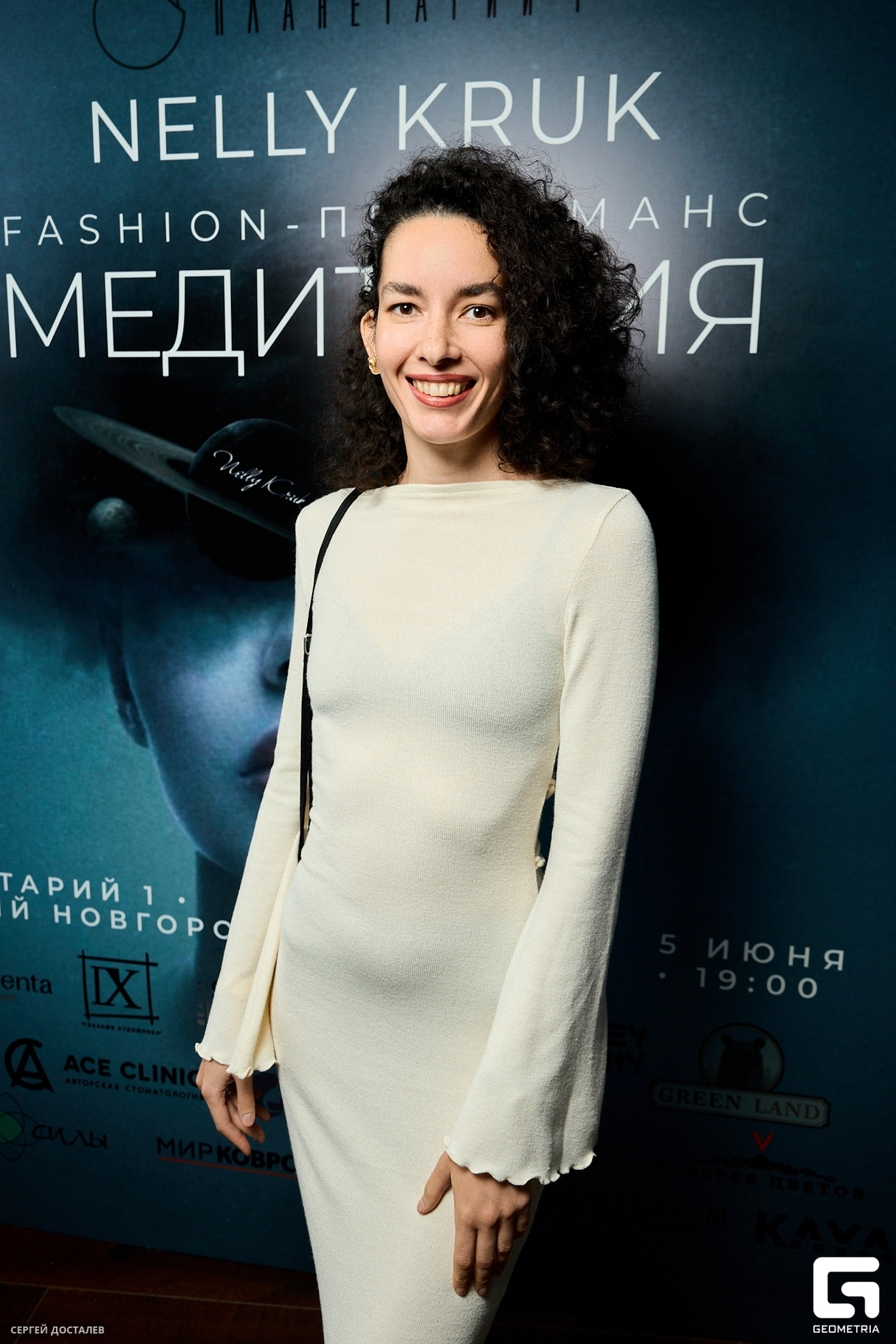 FASHION-ПЕРФОМАНС «МЕДИТАЦИЯ». Дизайнер Нелли Крук 30