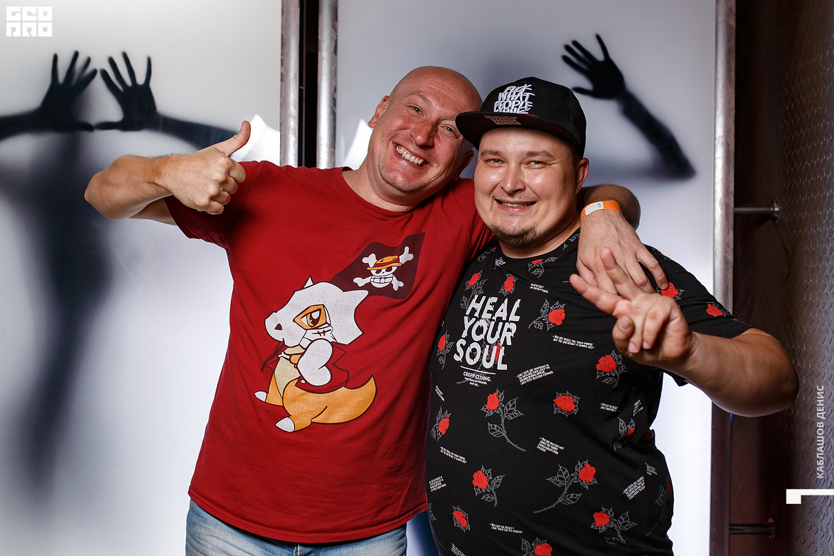 Muza-Bar - Double V Project 18