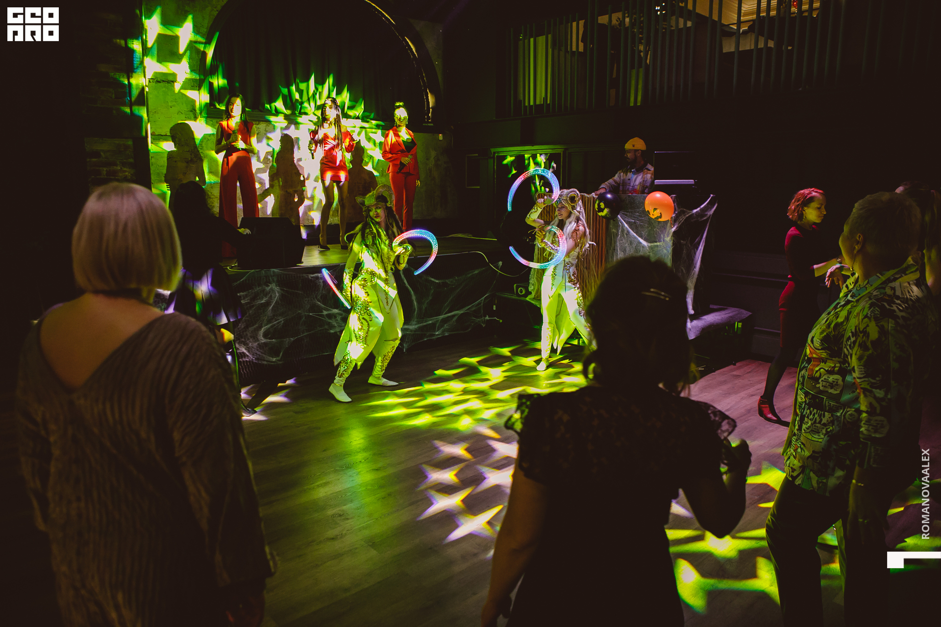 028 311022  014130 @romanovaalex.jpg