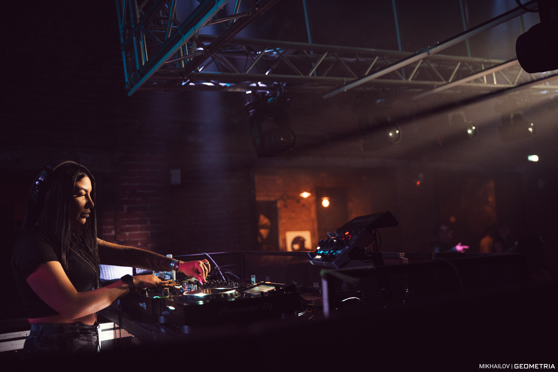 006-050425-1309 mikhailov-web.jpg