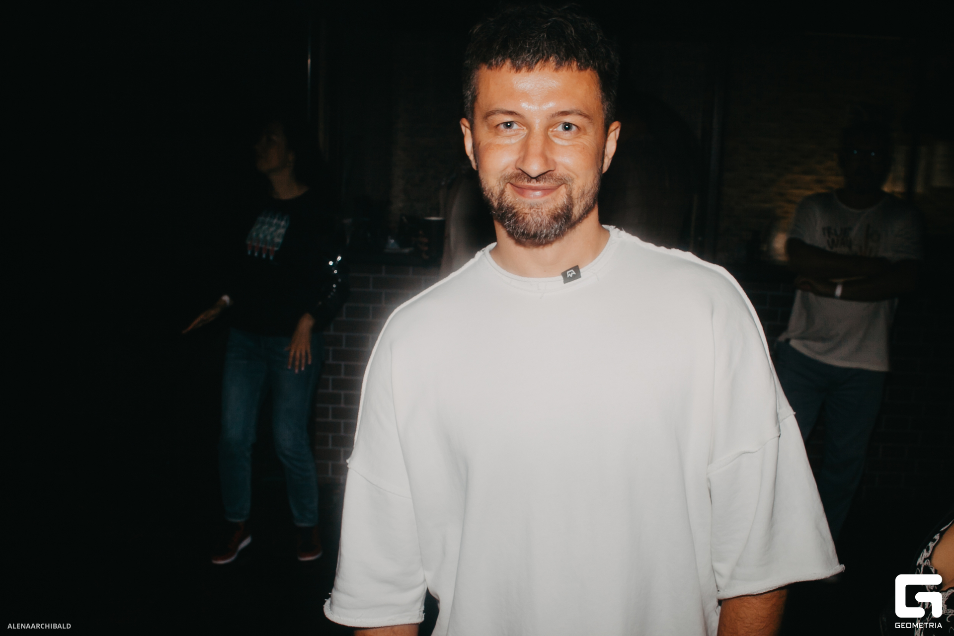 2023-07-15 00-21-46_alenaarchibald171.JPG