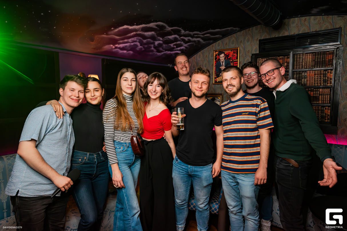 Saturday chill at Simply 33 Grill & Cinema, Karaoke Club 9