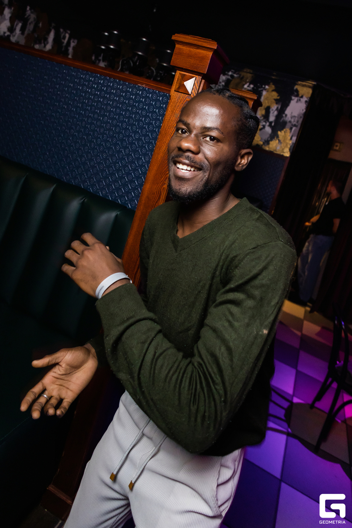 Saturday party 19
