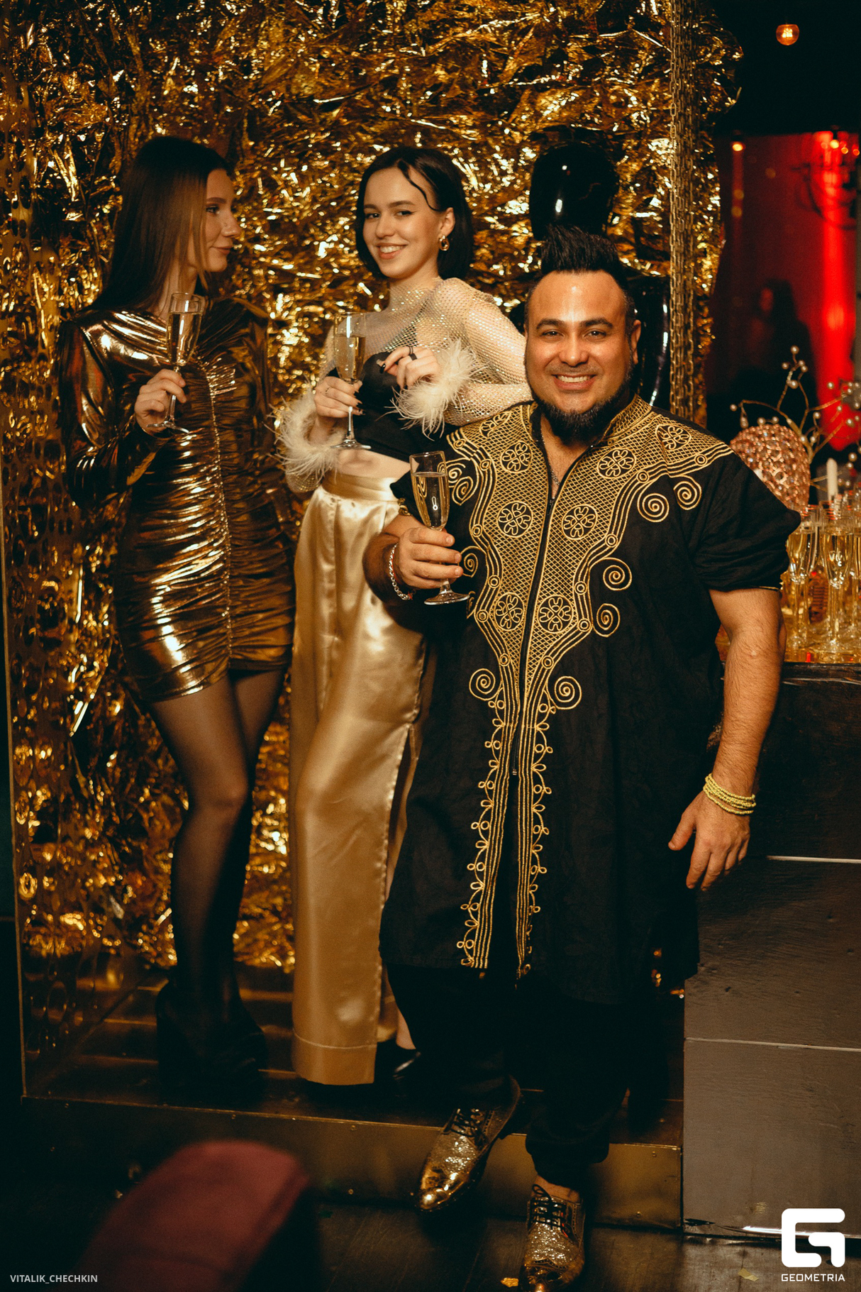 NIGHT OF GOLD в ЧАЙКЕ на Пляже 16