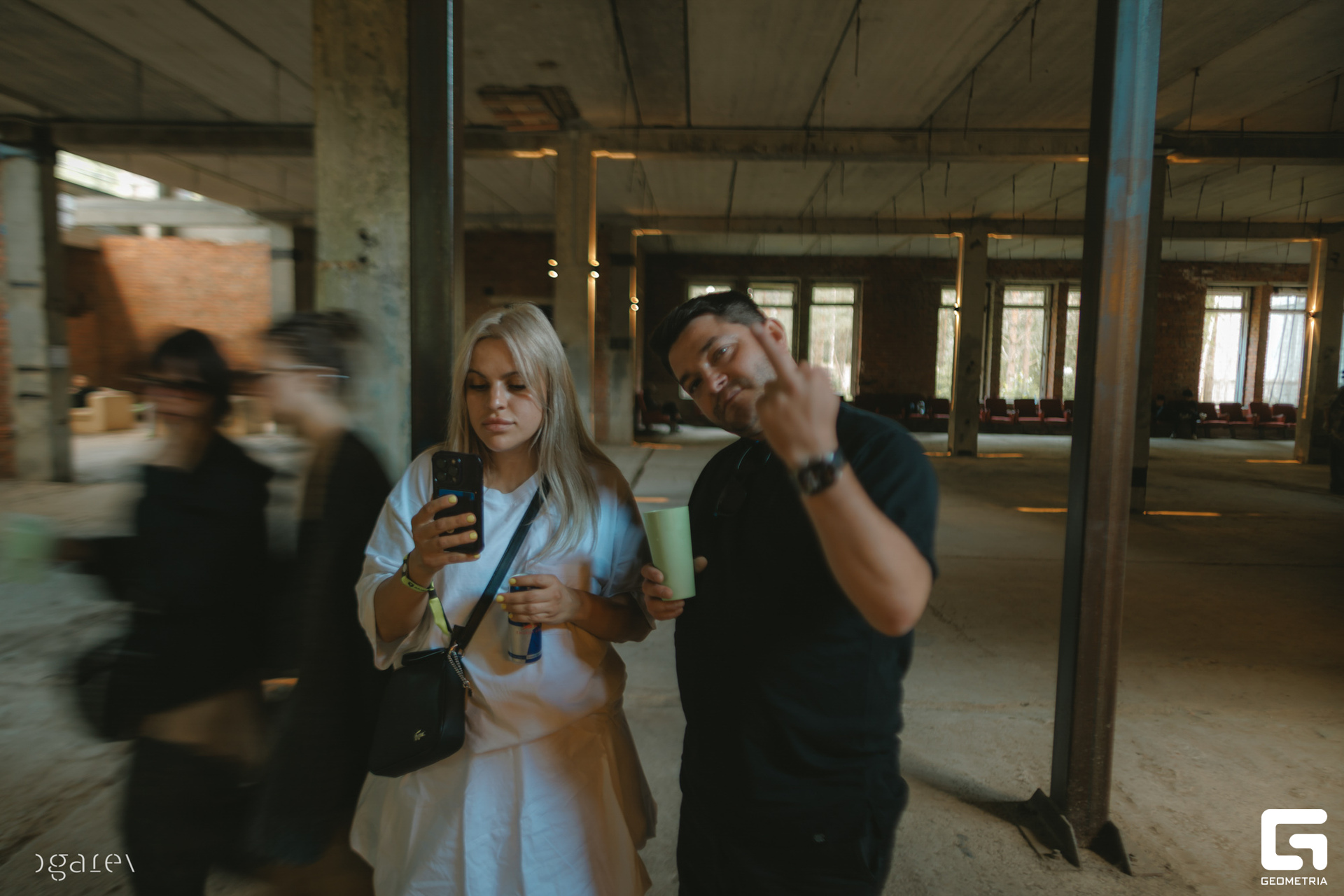 OUTLINE 2024-427-141.jpg