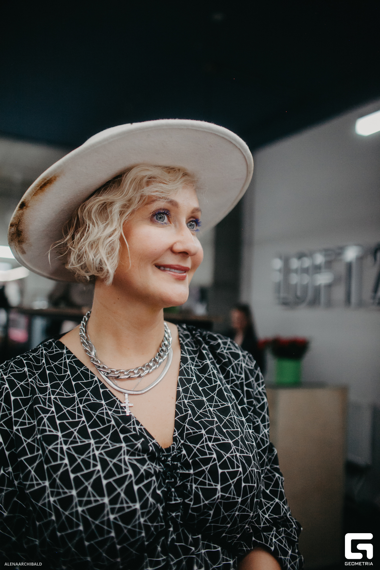 2023-04-27 18-46-35_alenaarchibald123.JPG