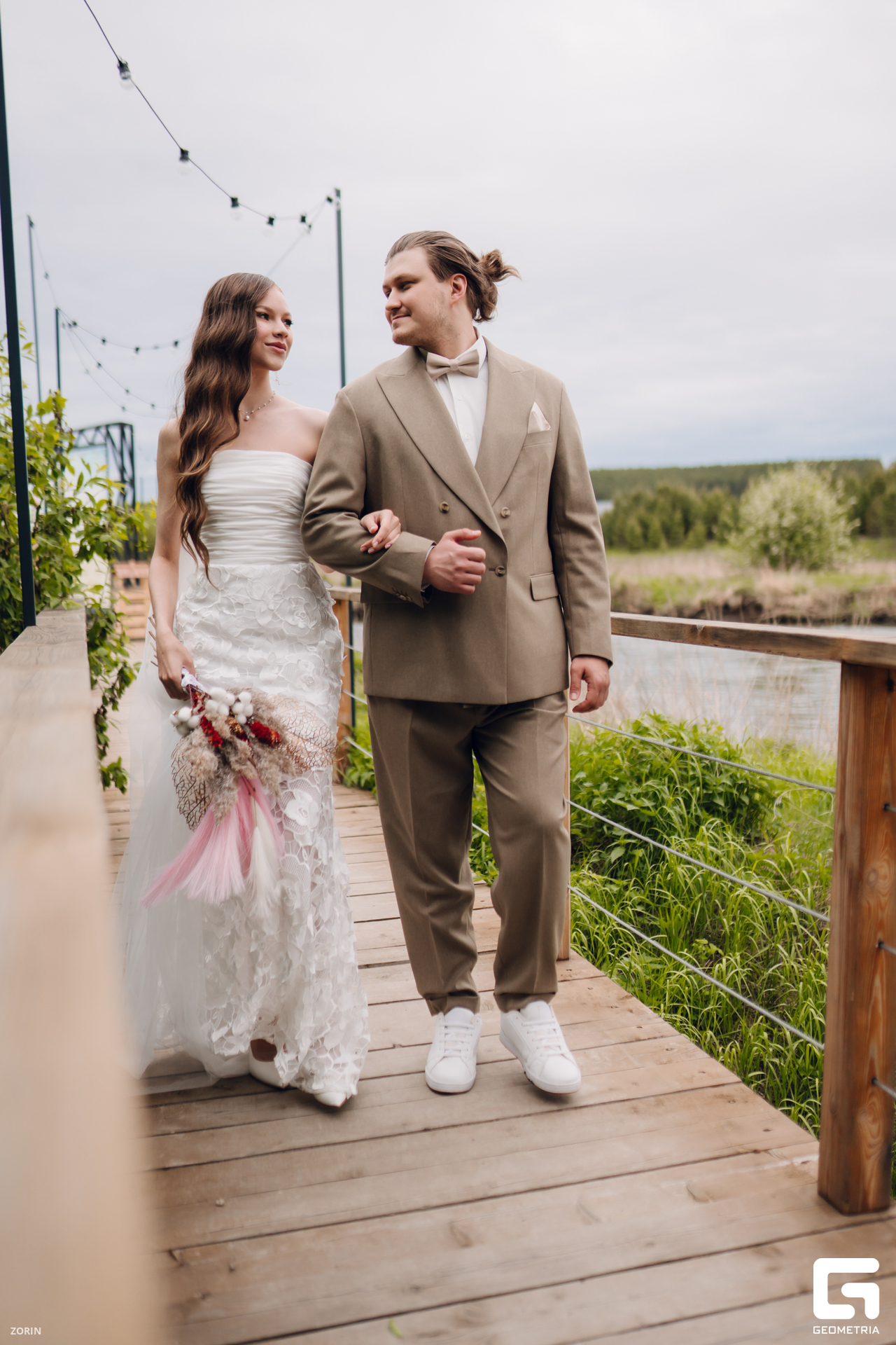 036-16-31-18-20-05-25- Zorin.jpg