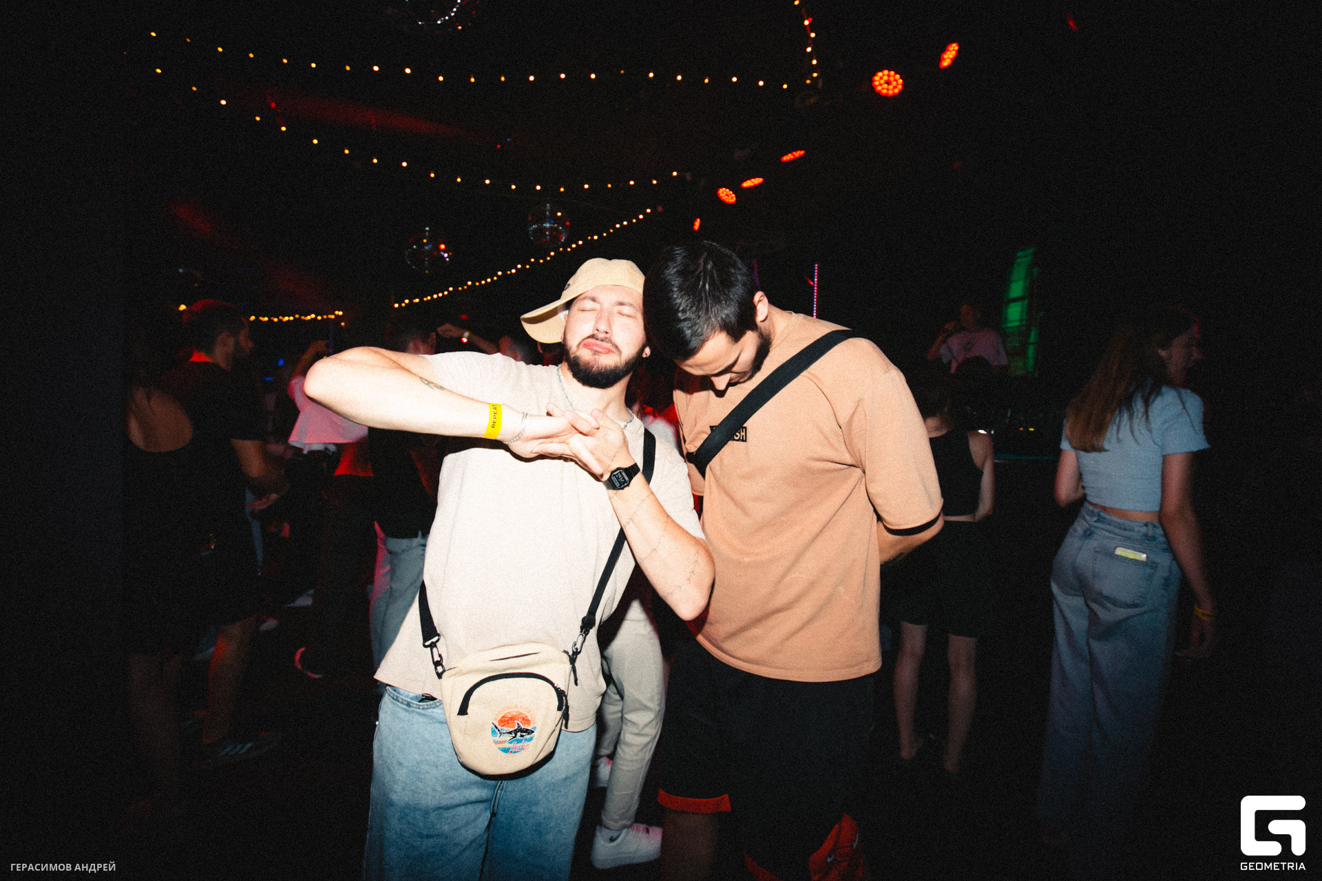 158 Repeat 26.08.jpg