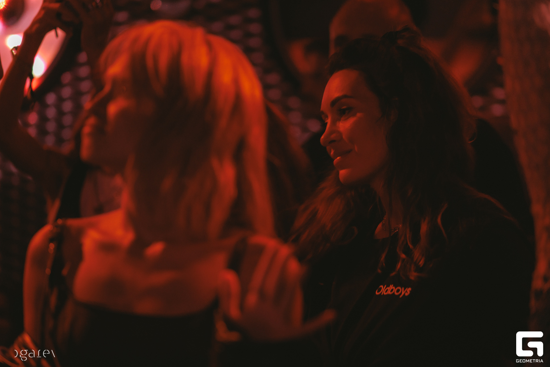 OUTLINE 2024-427-244.jpg