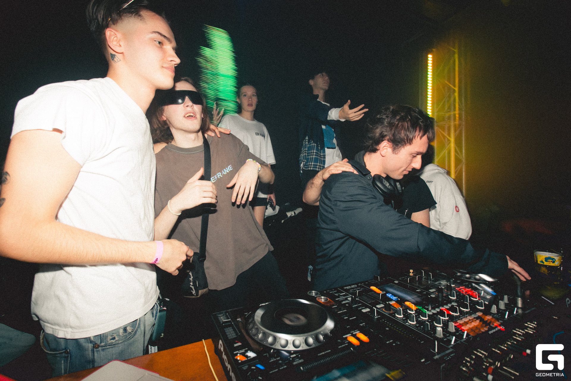 124 Repeat 21.10.jpg