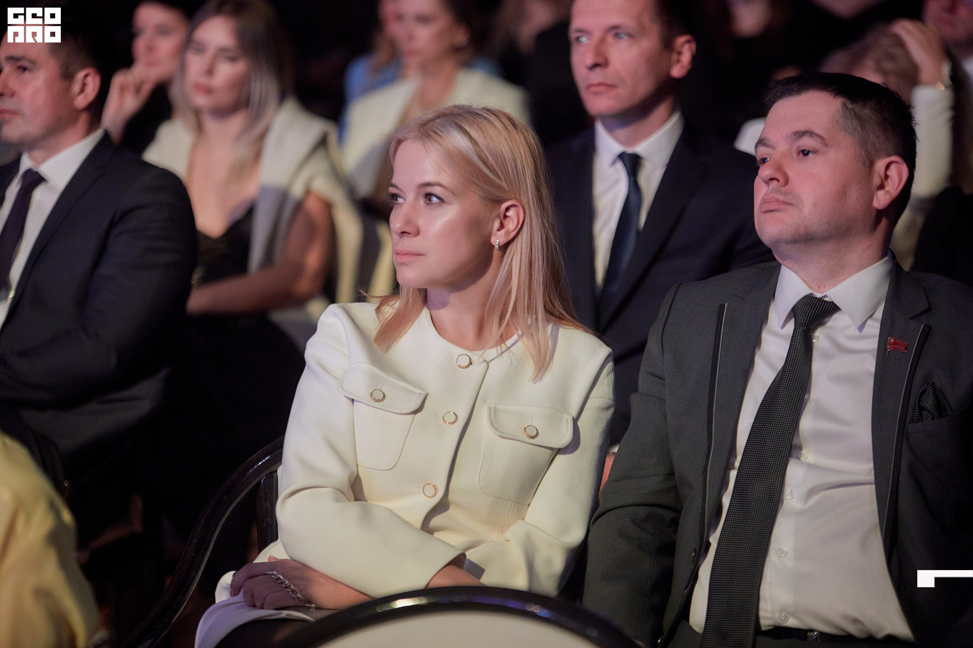 266_21-12-09 ISAEVA KASHIN SHVETS.jpg