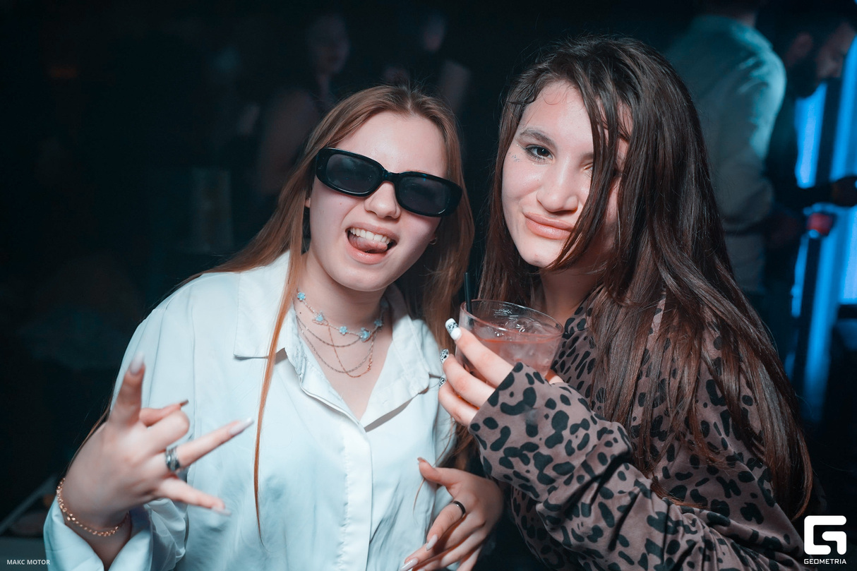 Saturday Night 27