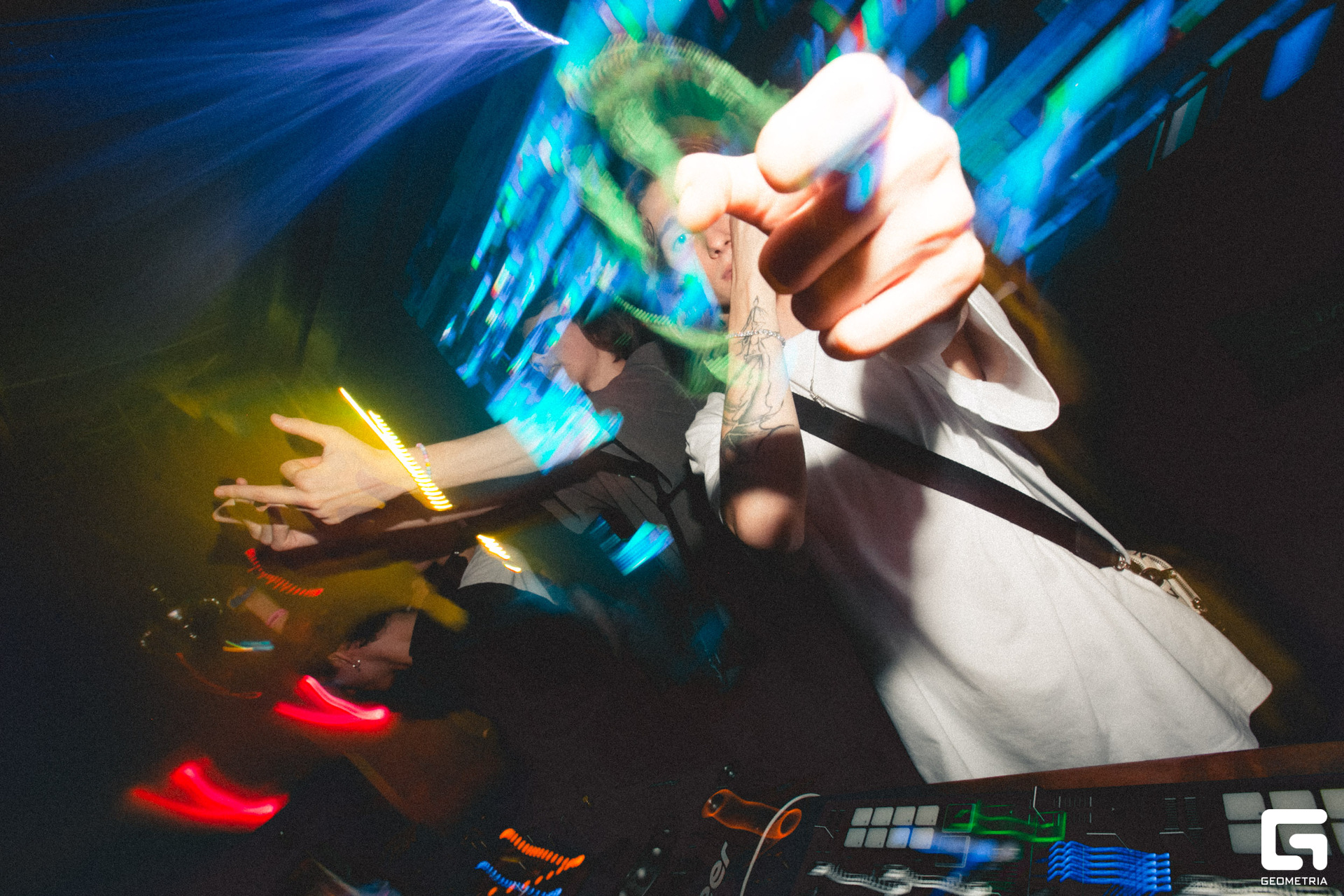 110 Repeat 21.10.jpg