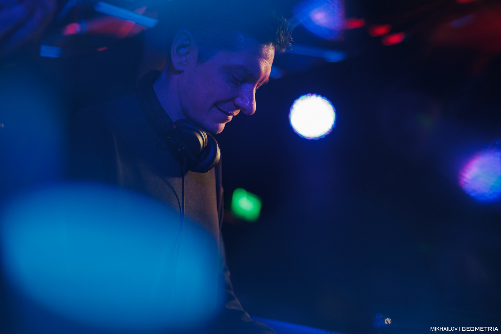 093-190425-5805 mikhailov-weblogo.jpg