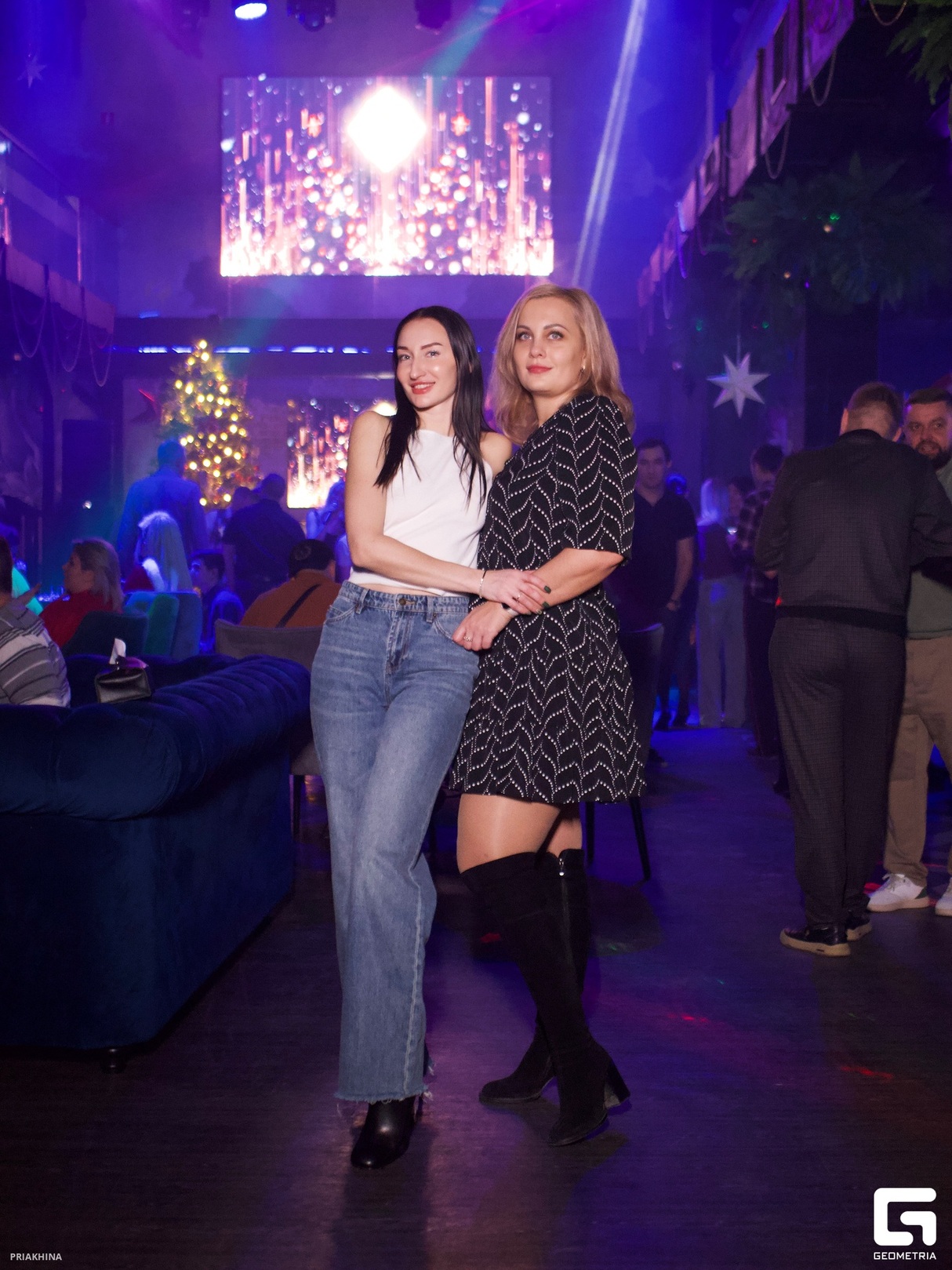 Saturday party 19