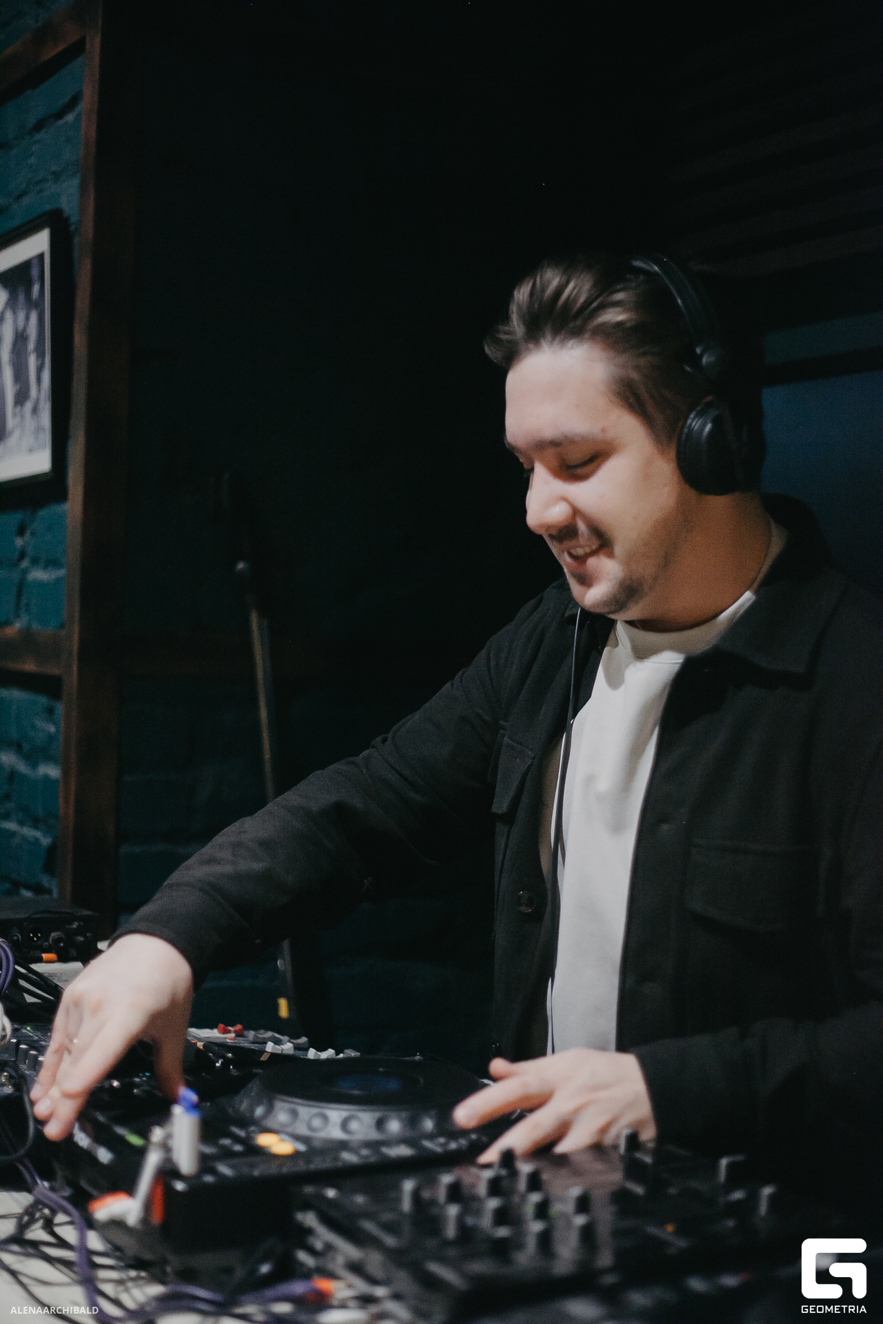 2023-11-24 22-00-46_alenaarchibald062.JPG