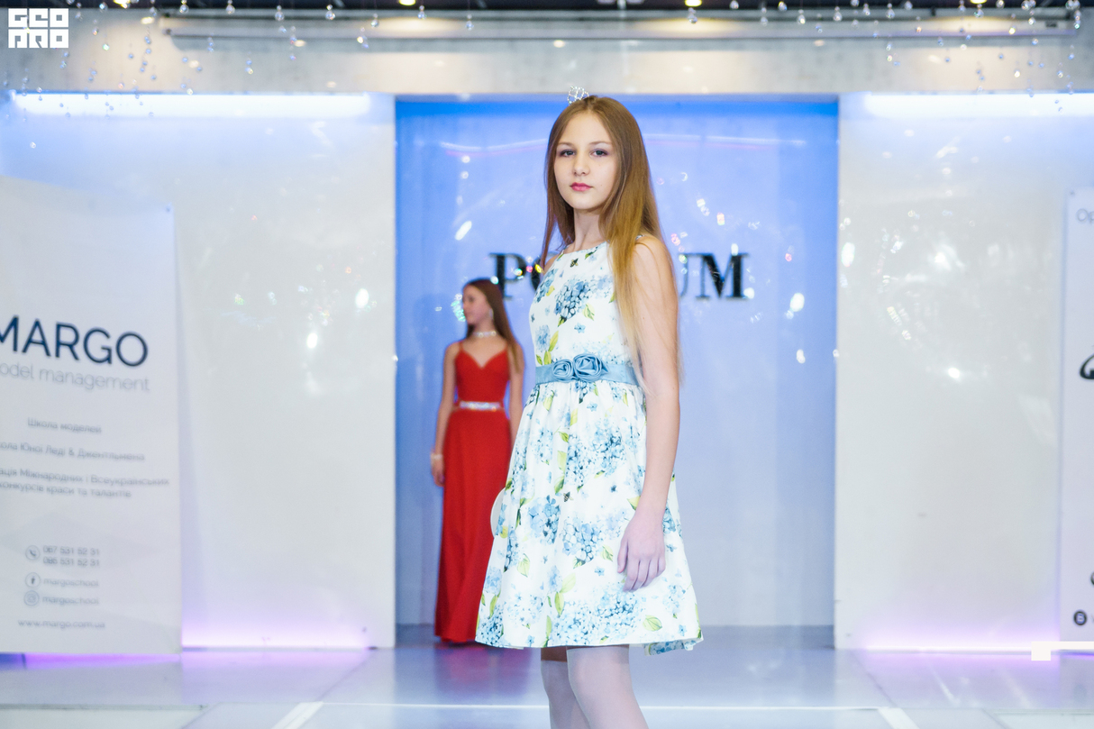 Podium - Відкритий урок Школи MARGO  Fashion show "Модний квартал" Ч2 15