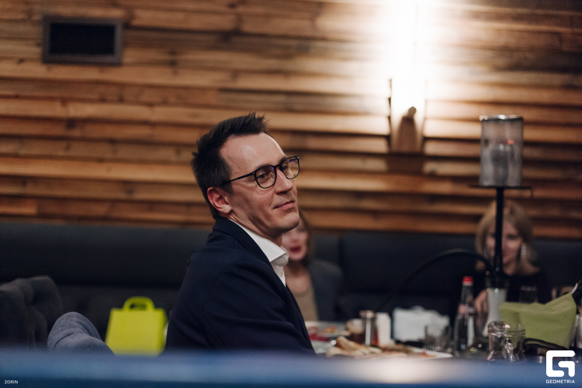 066-20-13-06-19-12-24- Zorin.jpg