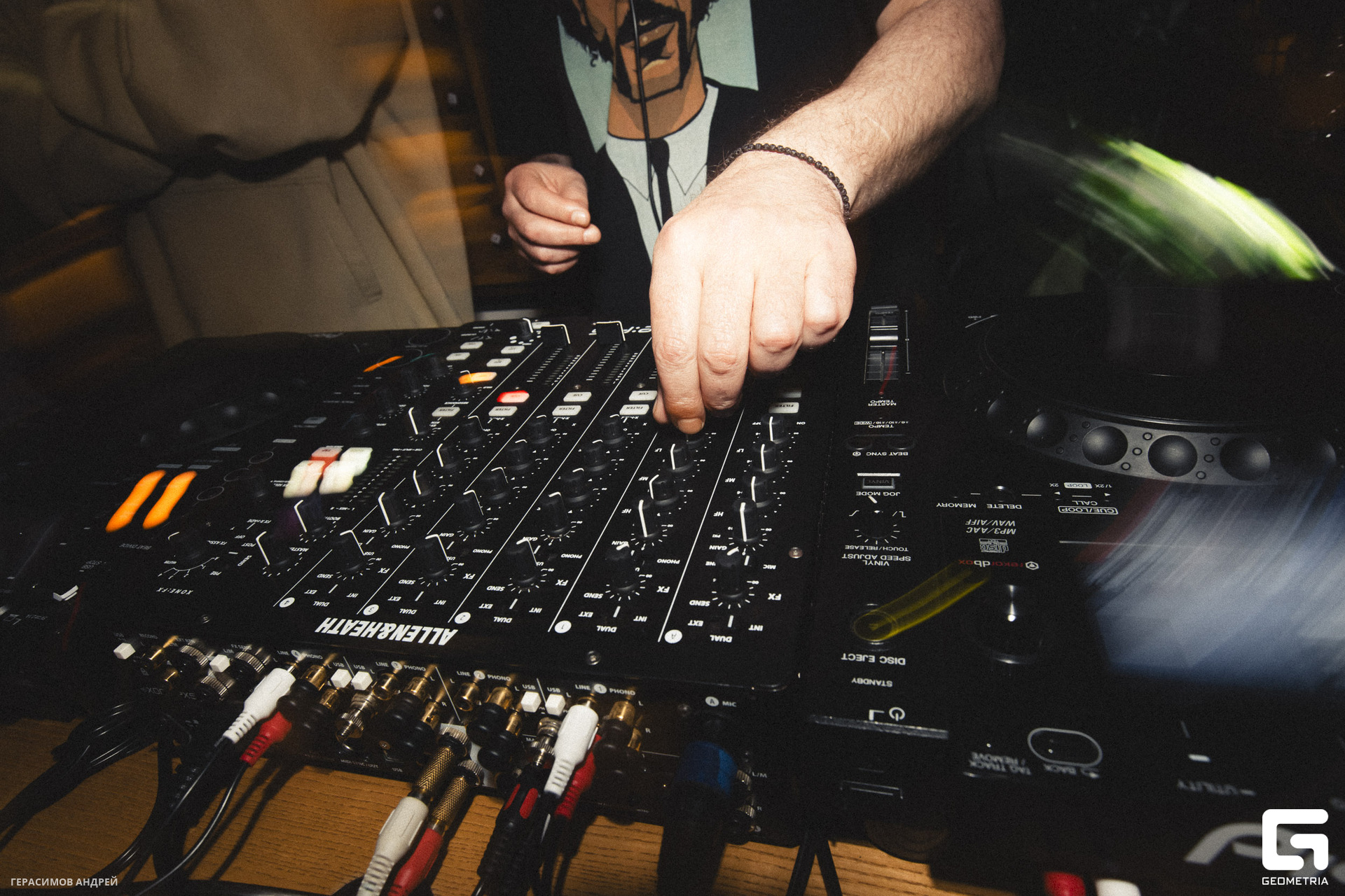 030 Свиристели 5. 04.jpg