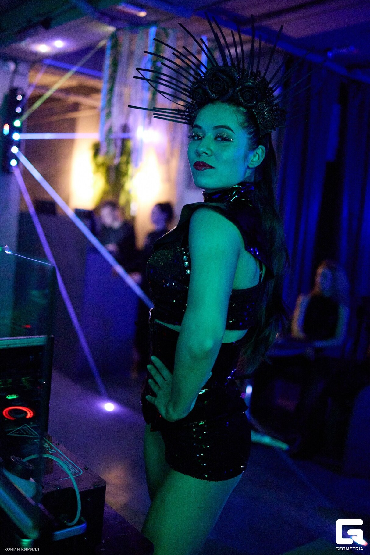 SPECIAL GUEST CATMOONK | LIGHT  ROOM 28
