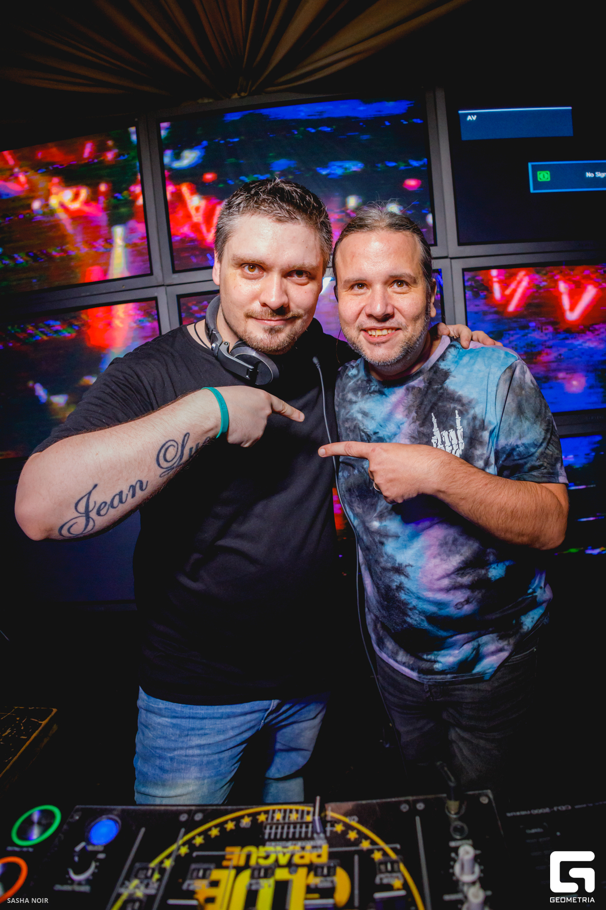 Friday Party at One Club 29