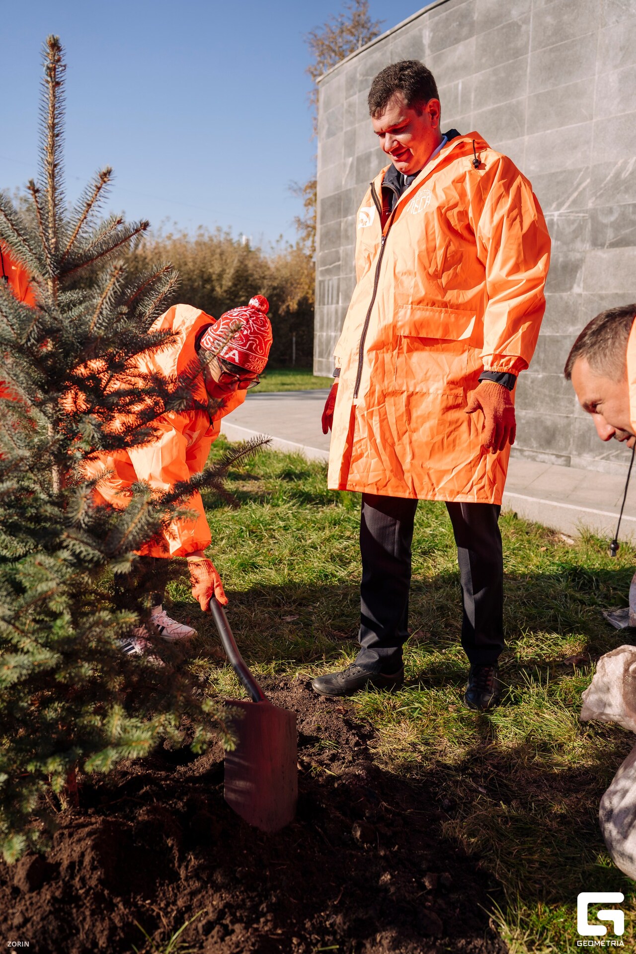 030_11-06-24 _07-10-25_Zorin_resized.jpg