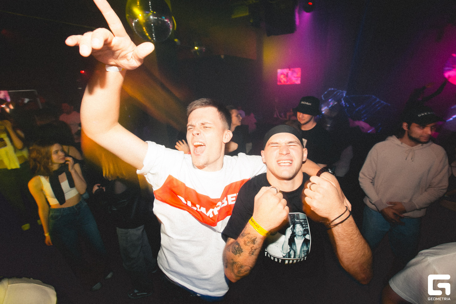 076 Repeat 21.10.jpg