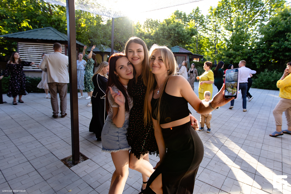Выходные в кафе "Grill park" 23