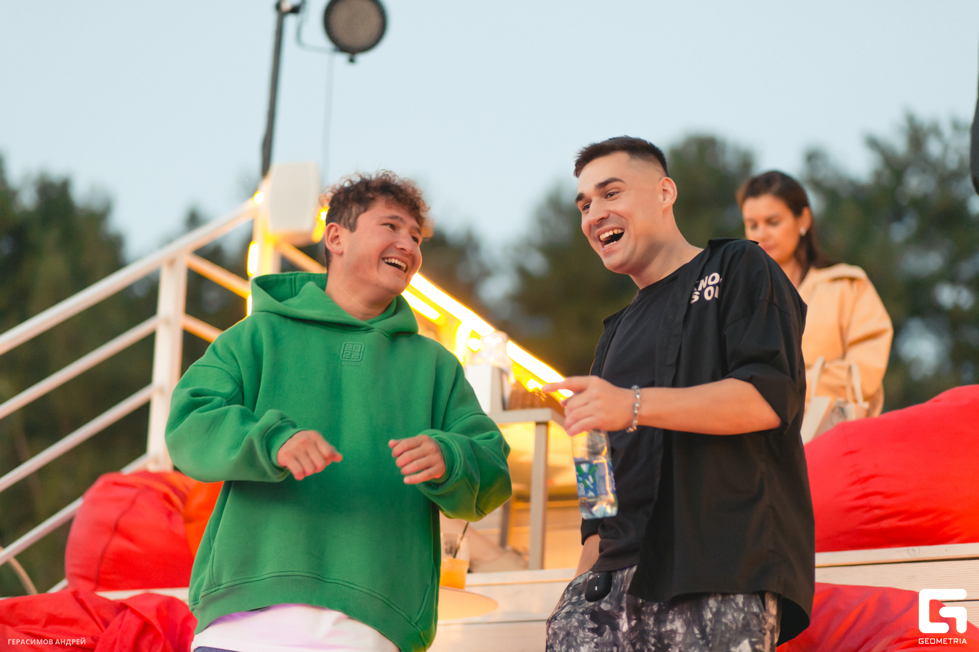 063 Rapana music 4.11.jpg