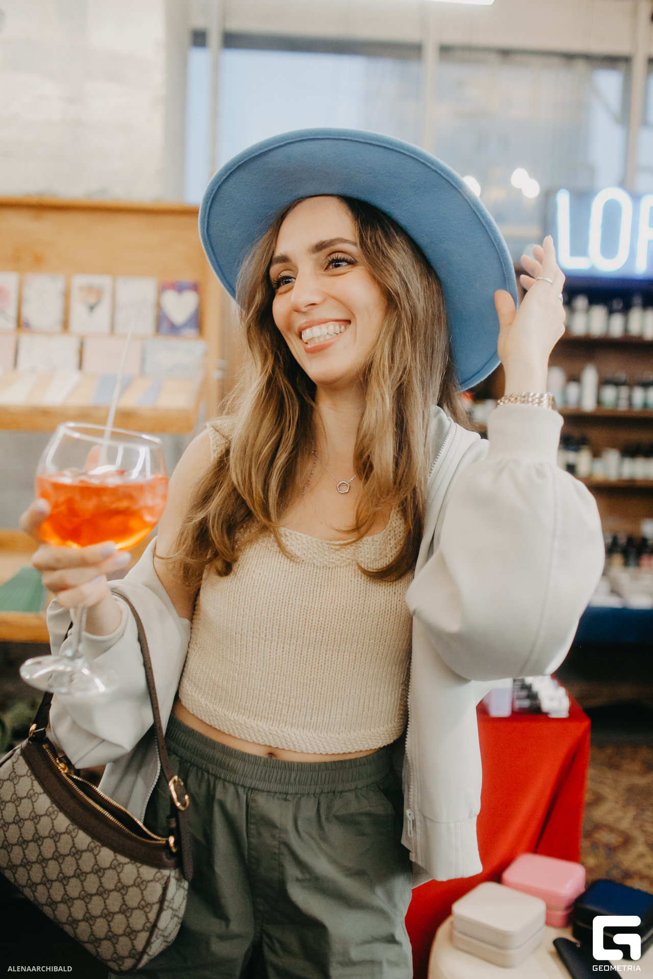 2023-04-27 18-46-35_alenaarchibald213.JPG