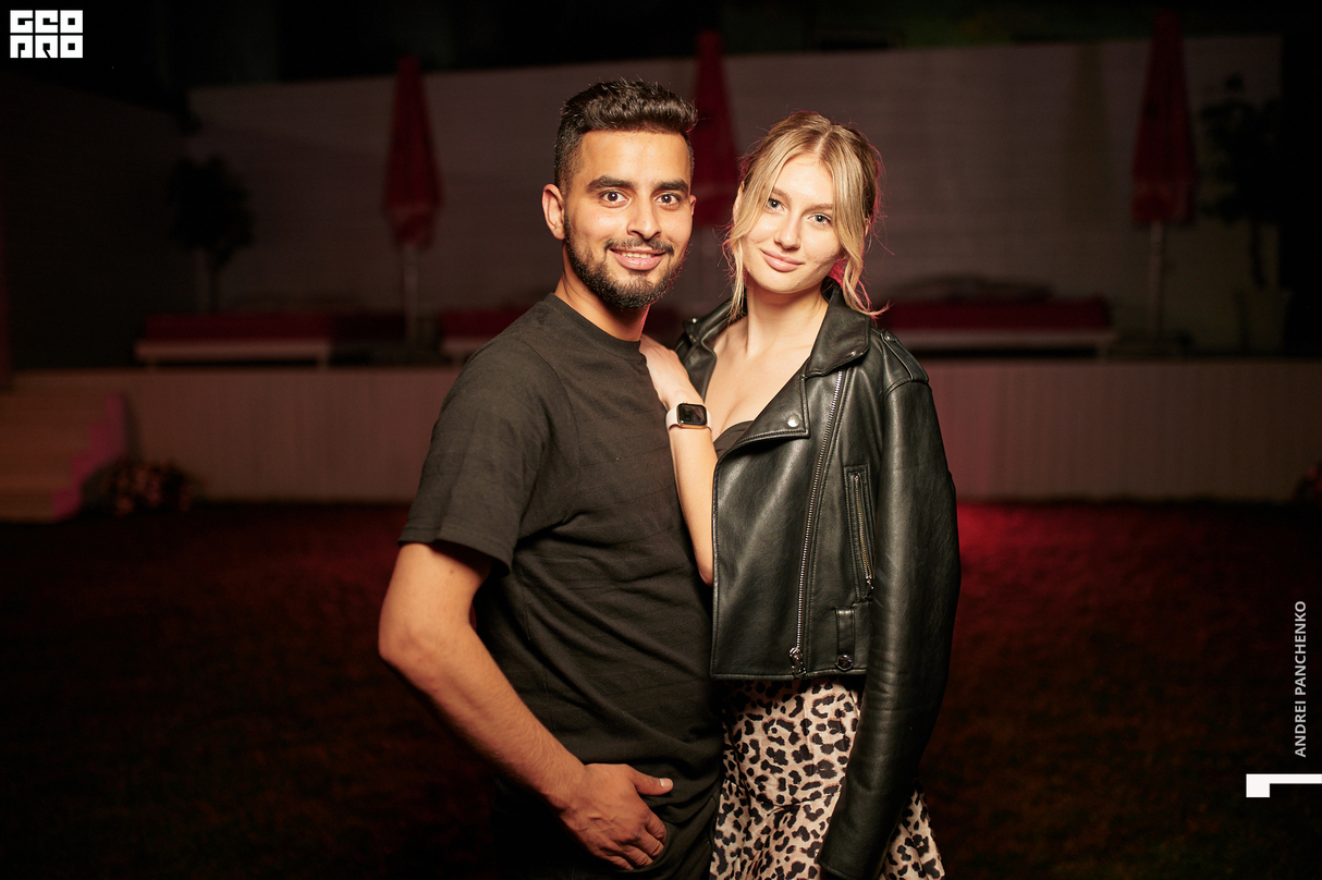 Night pool party 18