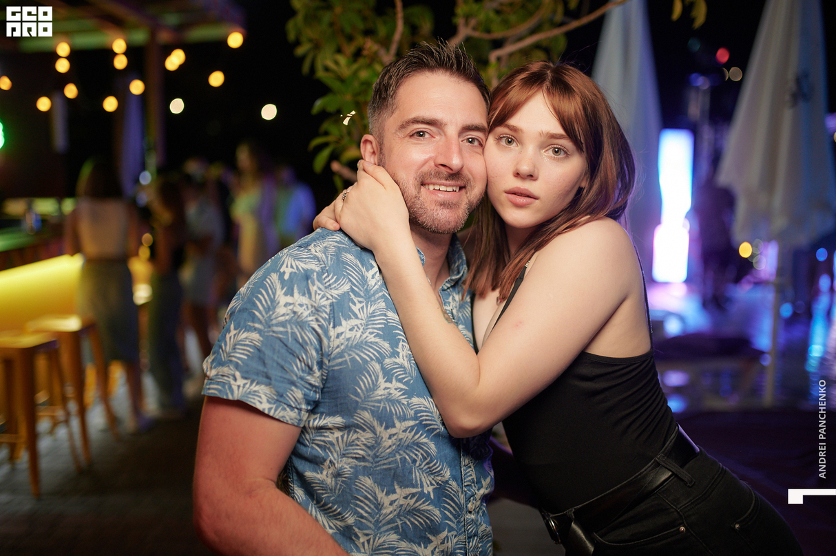 Night pool party 21