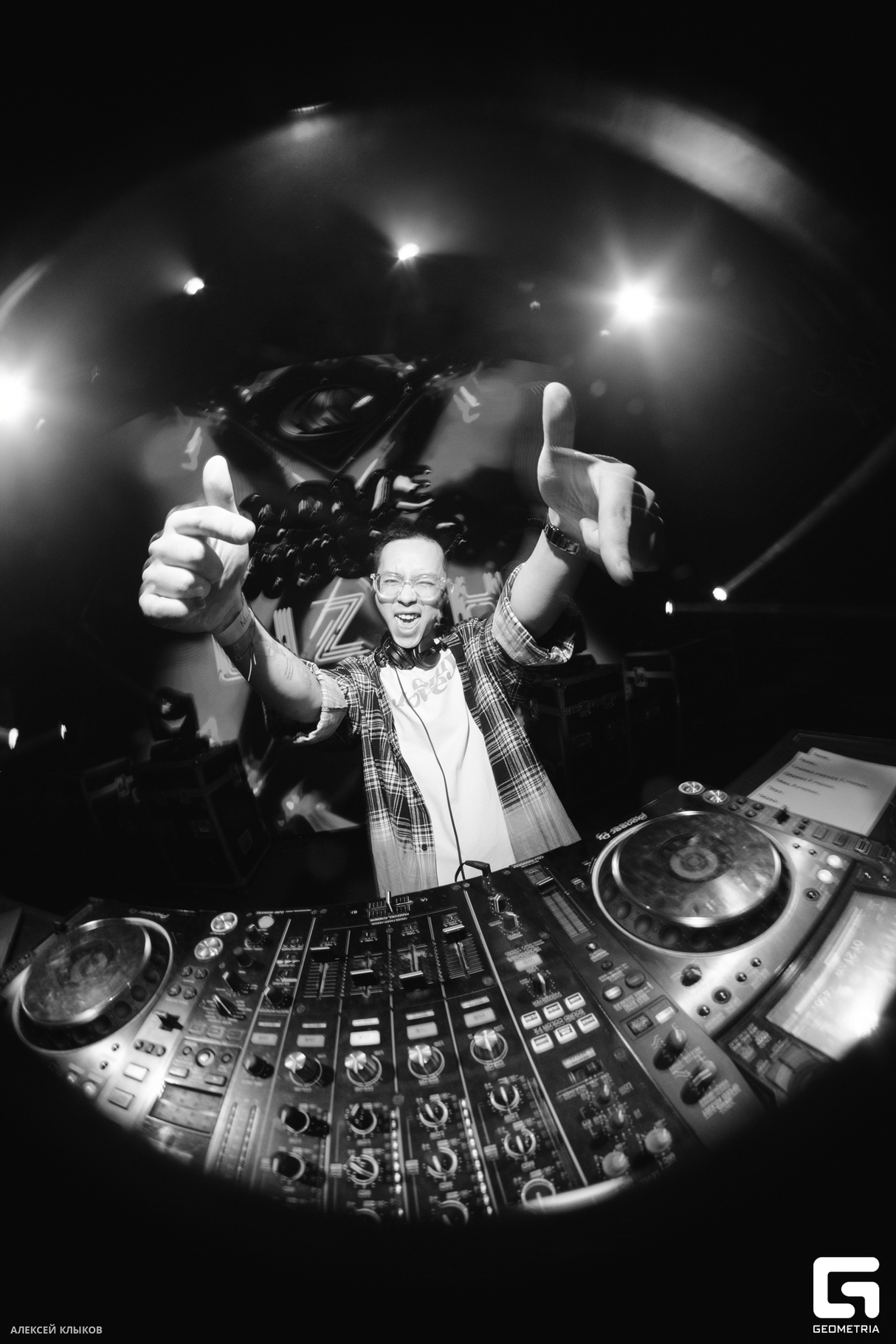 MAIN: LOVE MUSIC X ПОЛКА 12