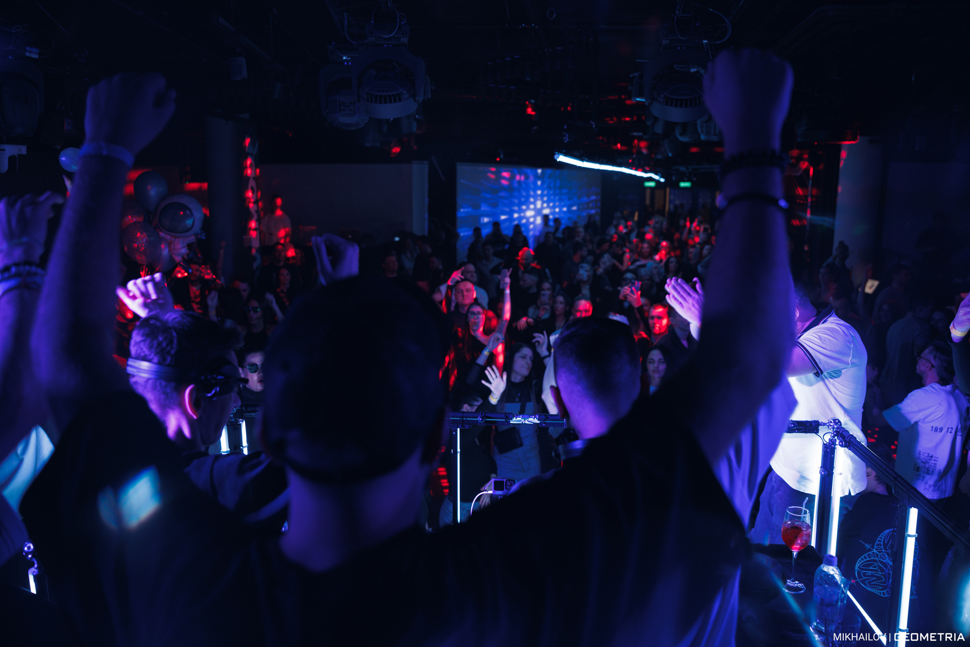 078-190425-2745 mikhailov-weblogo.jpg