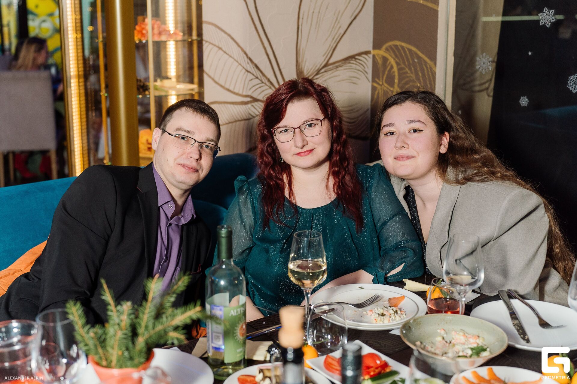 276 20240101 AV107230.jpg